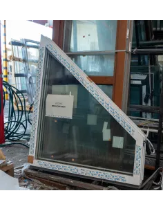Okno PCV 115 x 135 mm Białe Skos prawy