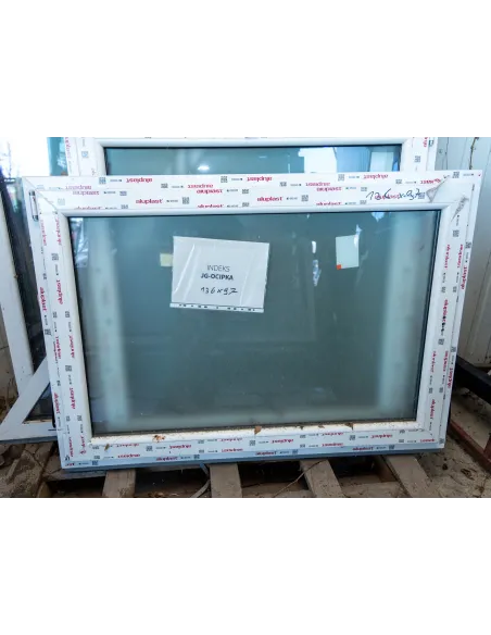 WYPRZEDAŻ - Okno PCV Rozwierno-Uchylne 138 x 97 cm Antracytowe
