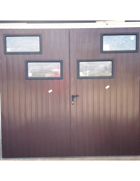Okno do bramy garażowej 640 x 336 mm - Czarne
