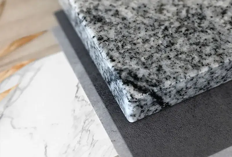 Symboliczny wykres wzrost popularności system&oacute;w aluminiowych w budownictwie &ndash; dynamiczny rozw&oacute;j rynku okien i drzwi aluminiowych