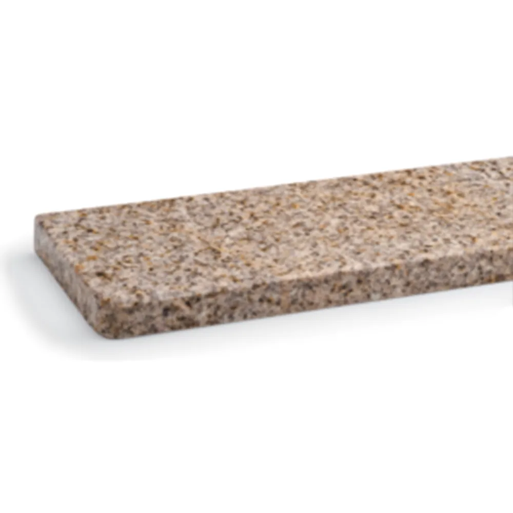Granitowy parapet &bdquo;Yellow Pink&rdquo; (100 &times; 150 mm) do zastosowania zewnętrznego z polerowaną powierzchnią.